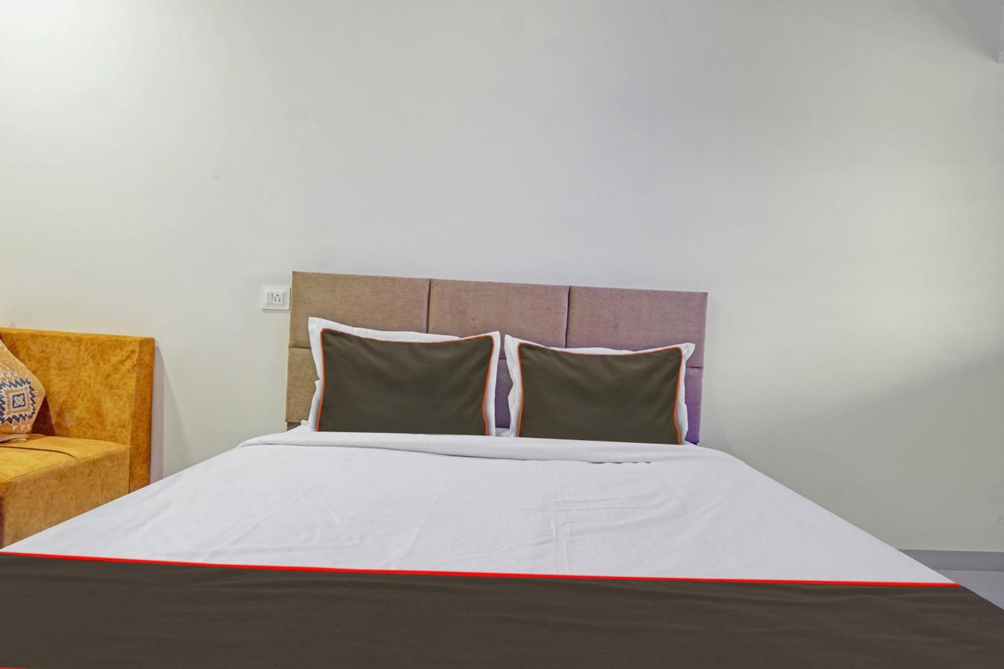 Super Collection O Rk Inn Chinchvad 외부 사진